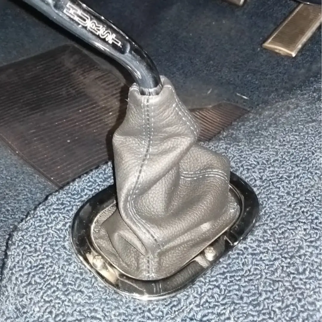Chevrolet Camaro 1967-69 Shift Boots - Without Center Console 1