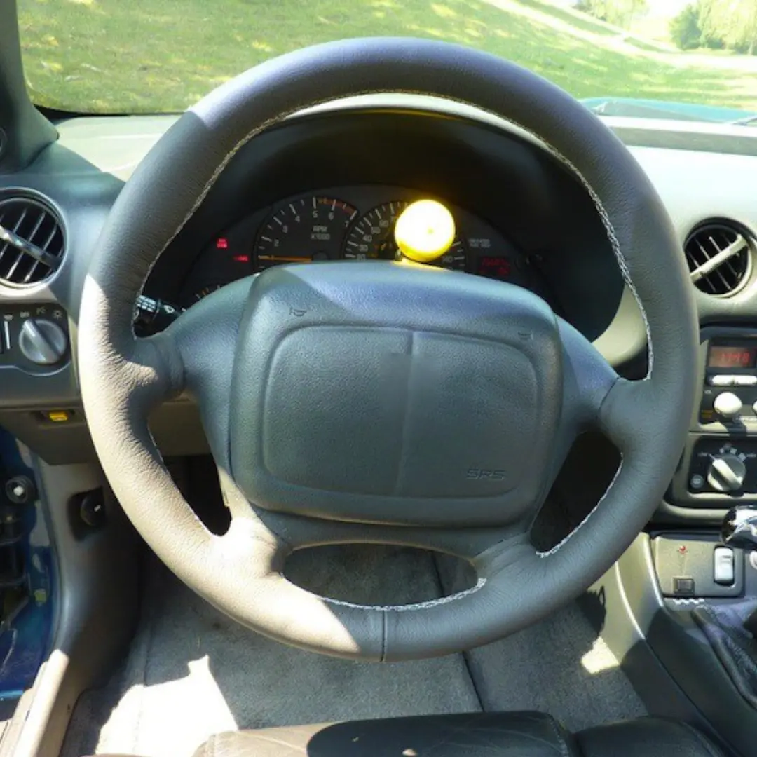Chevrolet Camaro 1997-02 Steering Wheel Reupholstery Kit 4-Spoke 1