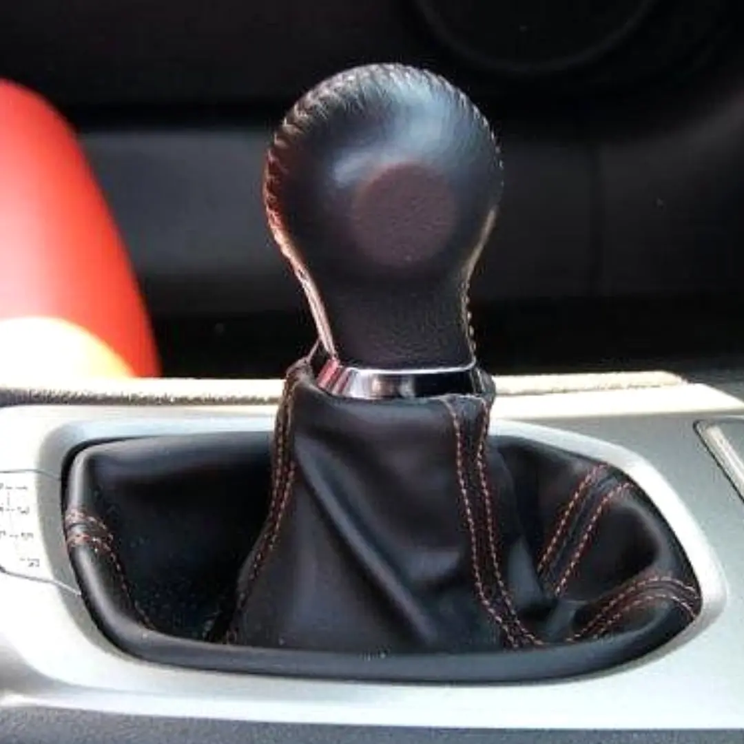 Chevrolet Camaro 2010-2012 Shift Boots 1