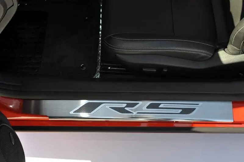 5Th Gen Camaro Outer Door Sills "Rs" Script - Stainless Steel 2010-2015 1
