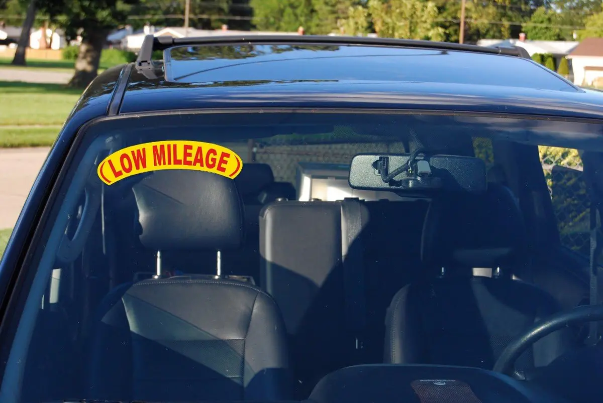 Arched Slogan Window Stickers - Red And Yellow Car Dealer Windshield Stickers - Durable, Weatherproof Vinyl With Easy On/Off Adhesive - Back Slit For Seamless Installation - 14" × 2-3/4" 9
