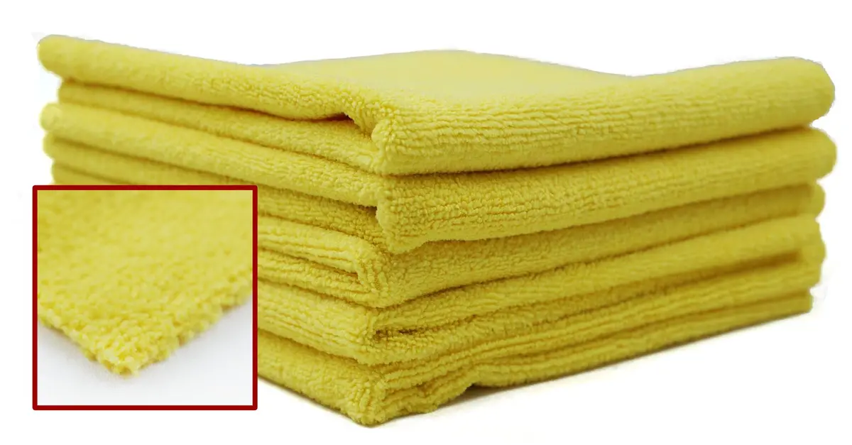 Edgeless Deluxe Detailing Towel 1