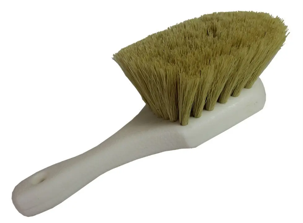 Short Handle Tampico Fender Brush 1