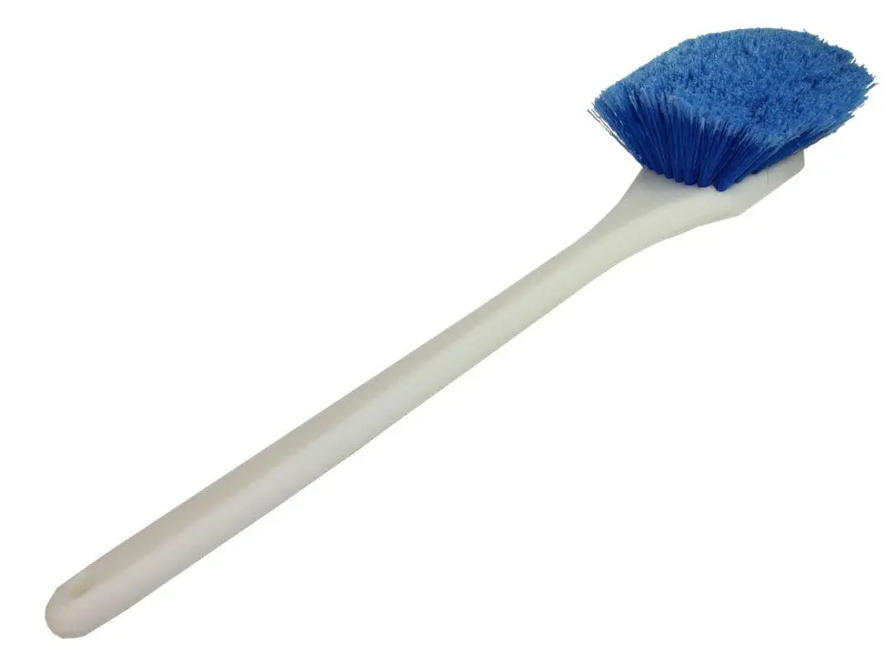 Long Handle Super Soft Fender Brush 1
