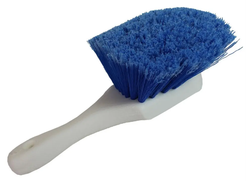 Short Handle Super Soft Fender Brush 1
