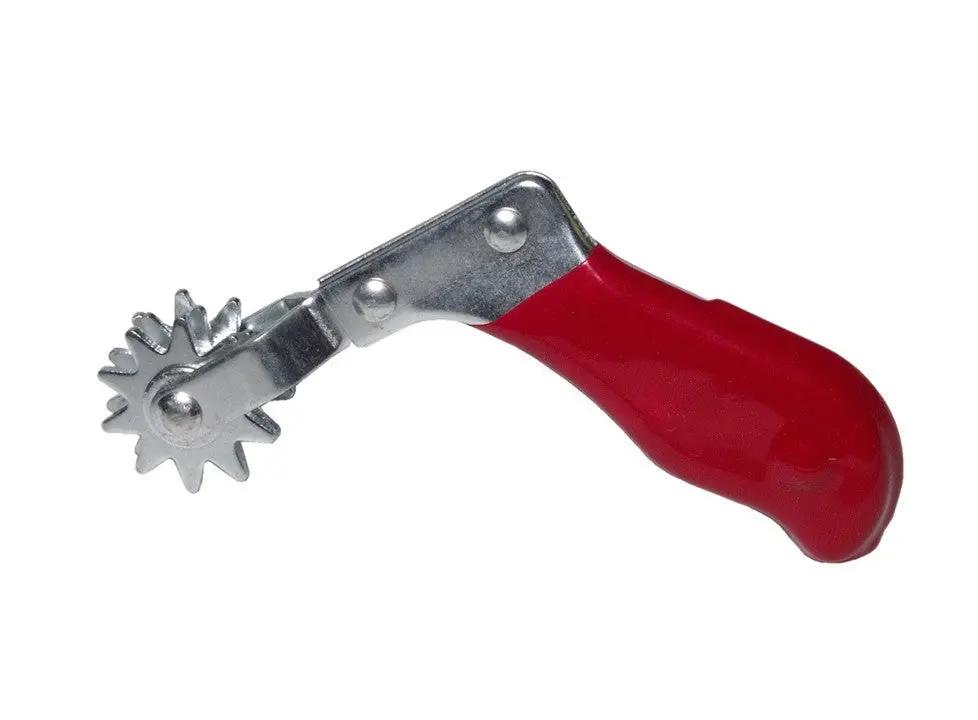 Buffing Pad Cleaning Tool 1