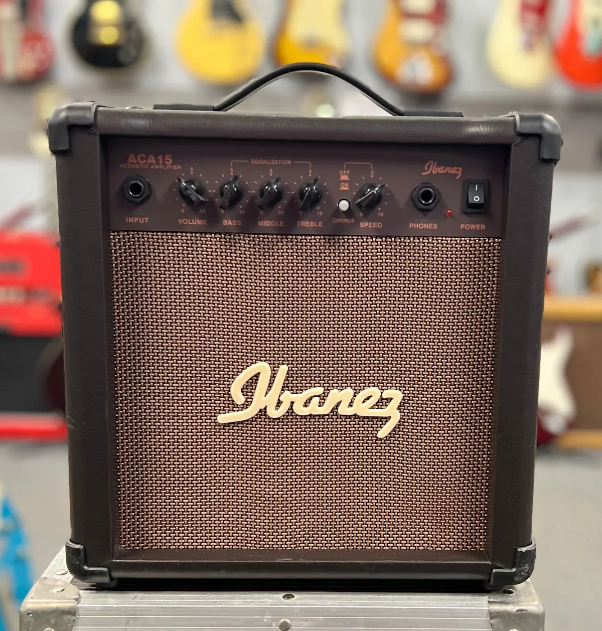 Ibanez Aca15 Acoustic Combo Amp 1
