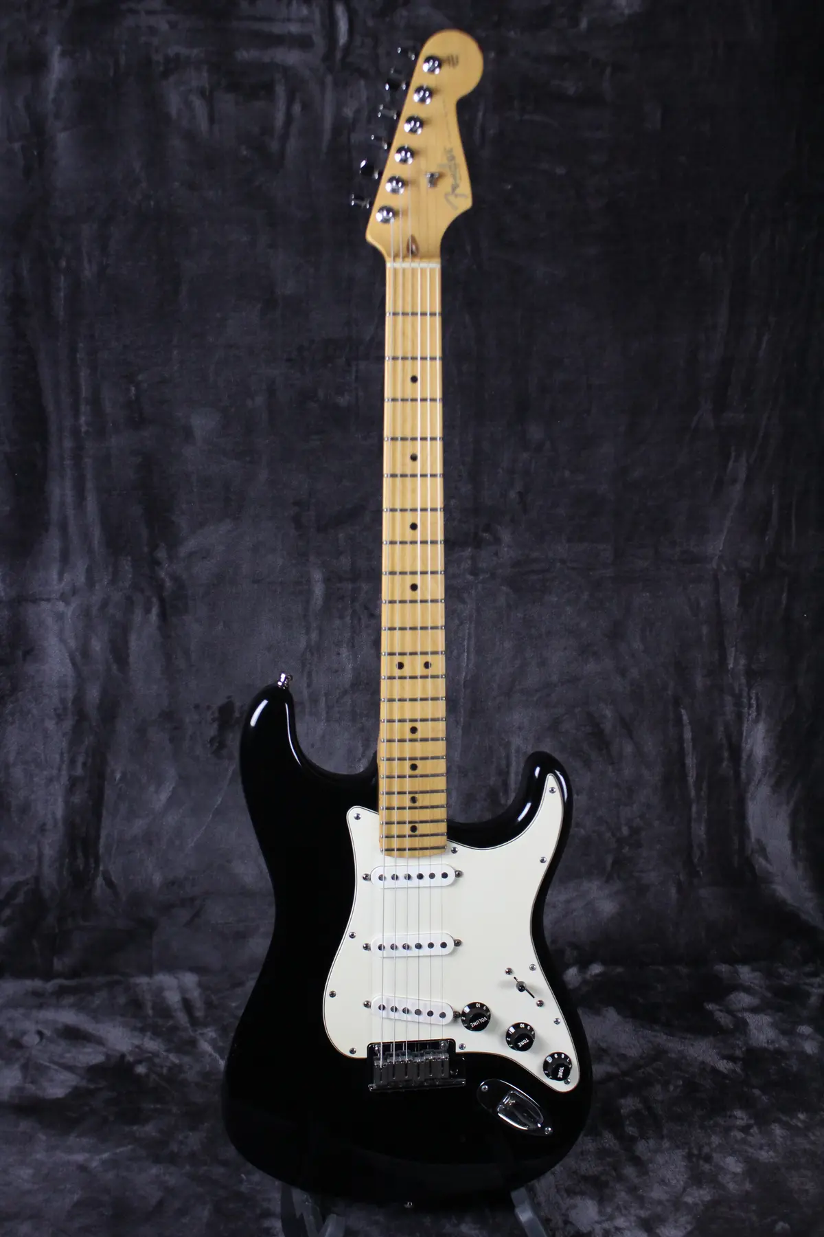 2002 Fender American Standard Stratocaster 1