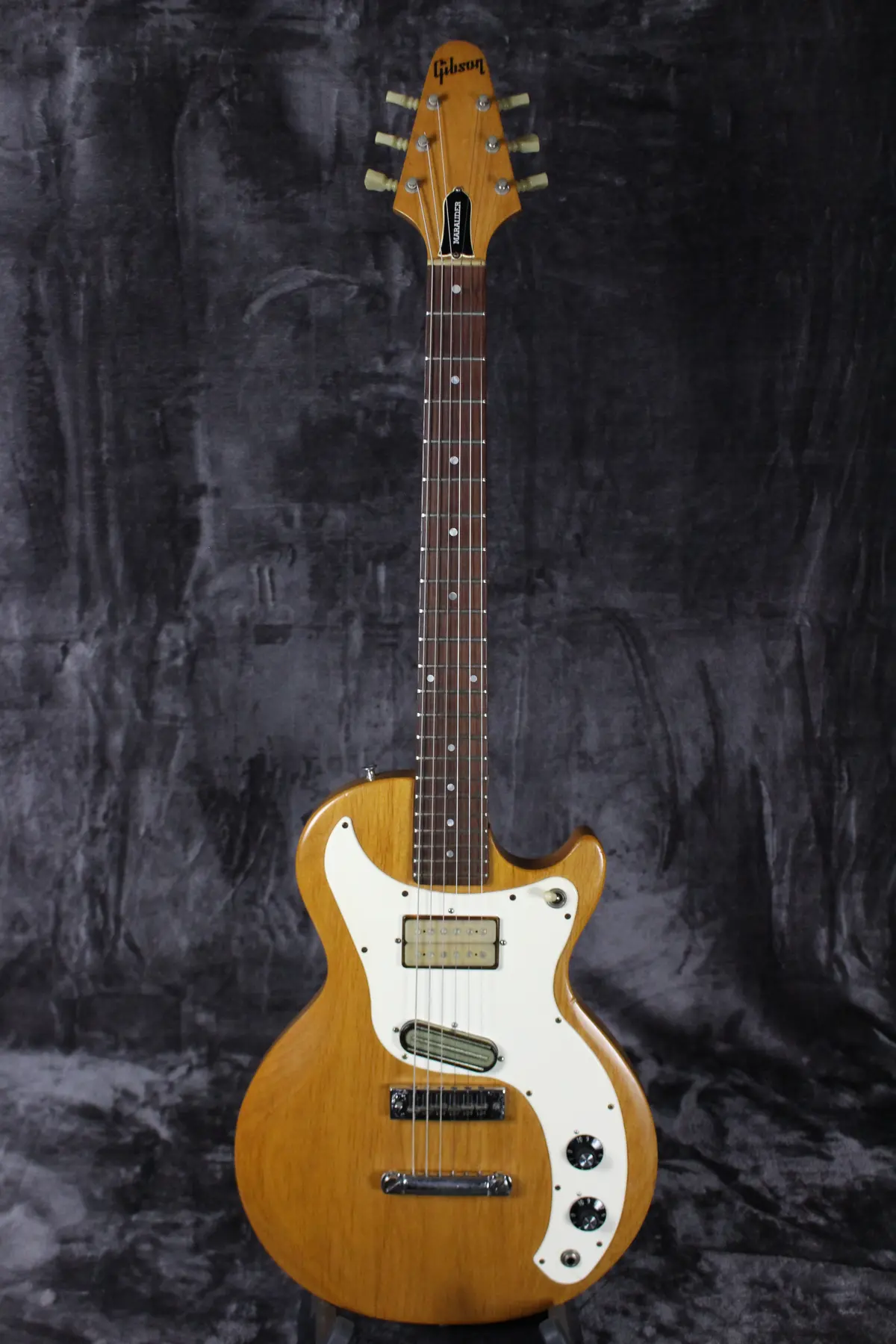 Gibson 1974-1975 Marauder Natural 1