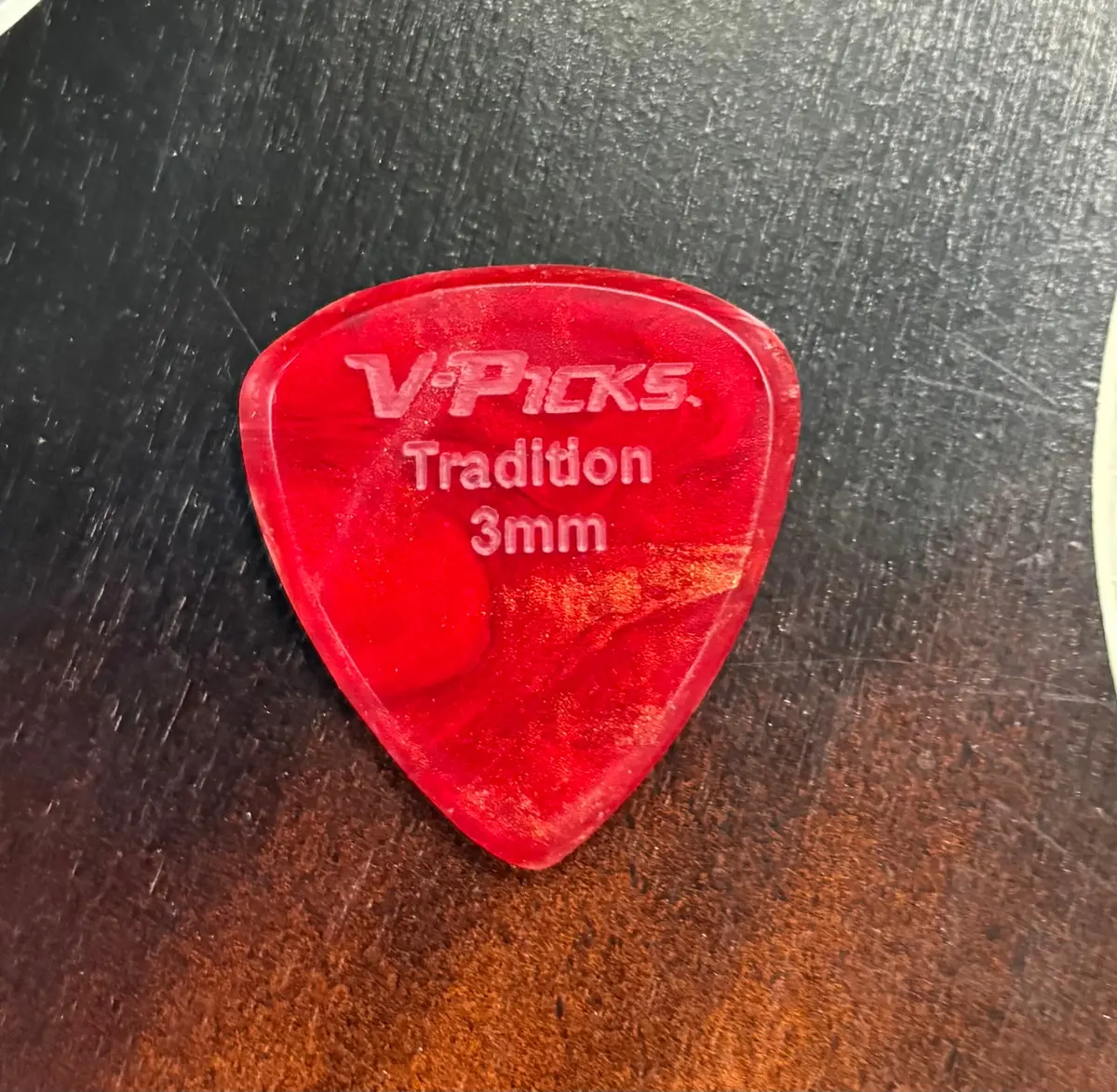 V-Picks Tradition 3Mm Guitar Pick Red Swirl 1