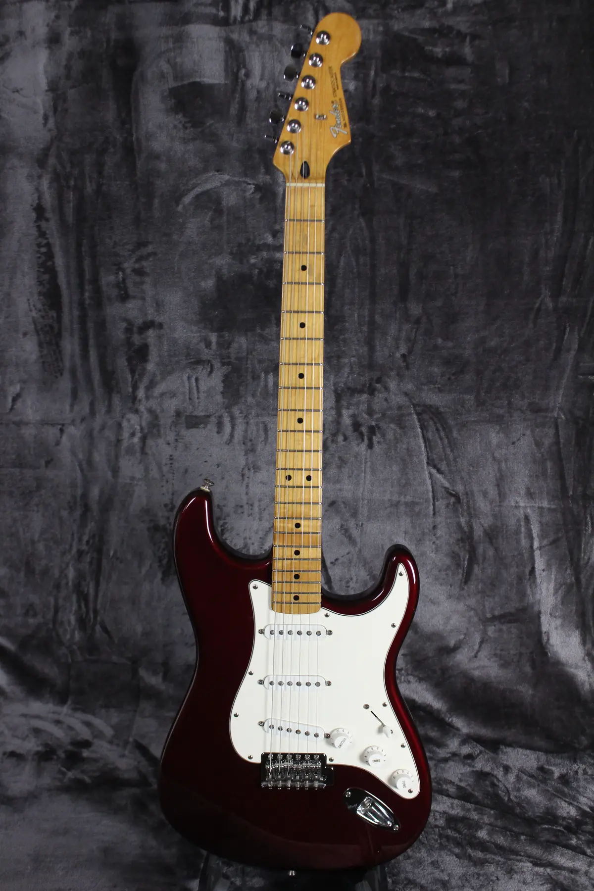 2000 Fender Standard Stratocaster Mim Midnight Wine 1