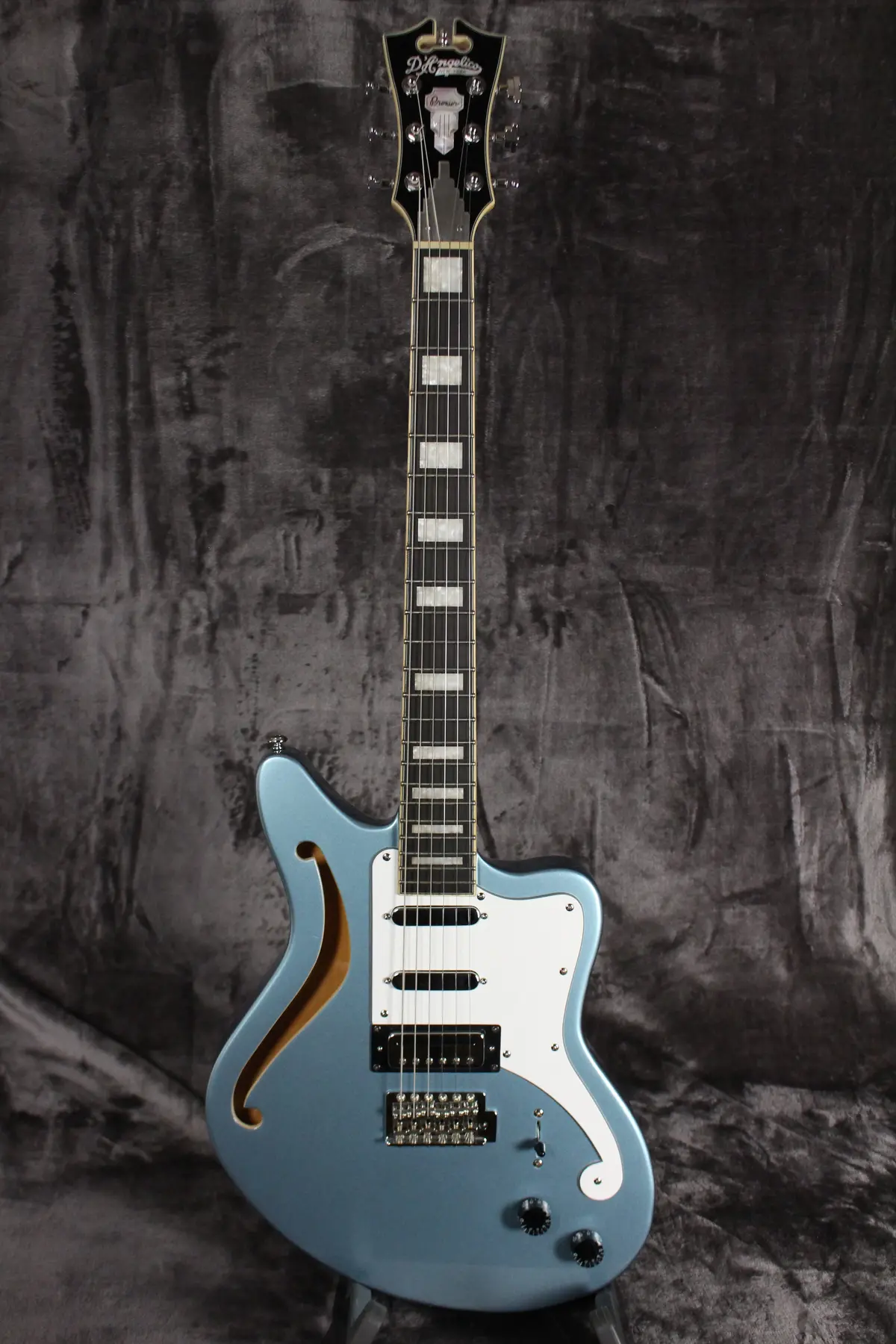 2021 D'angelico Premier Bedford Sh 1