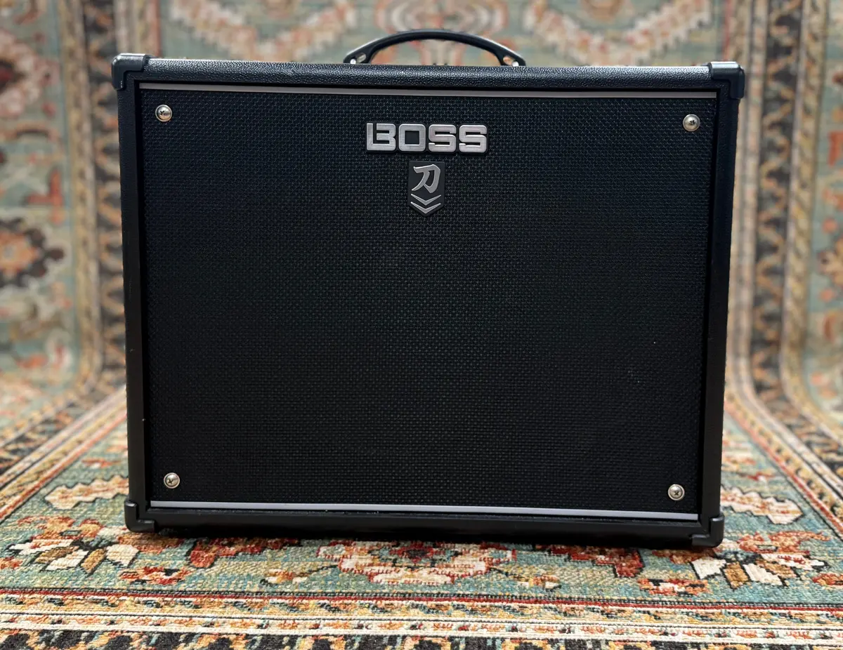 Boss Katana 100 Mkii Combo 1