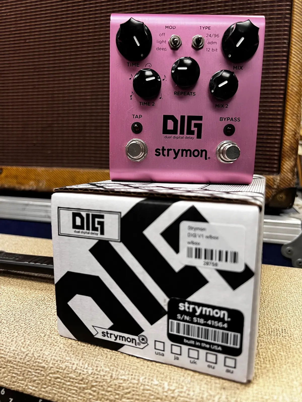 Dig V1 W/Box-Strymon 1