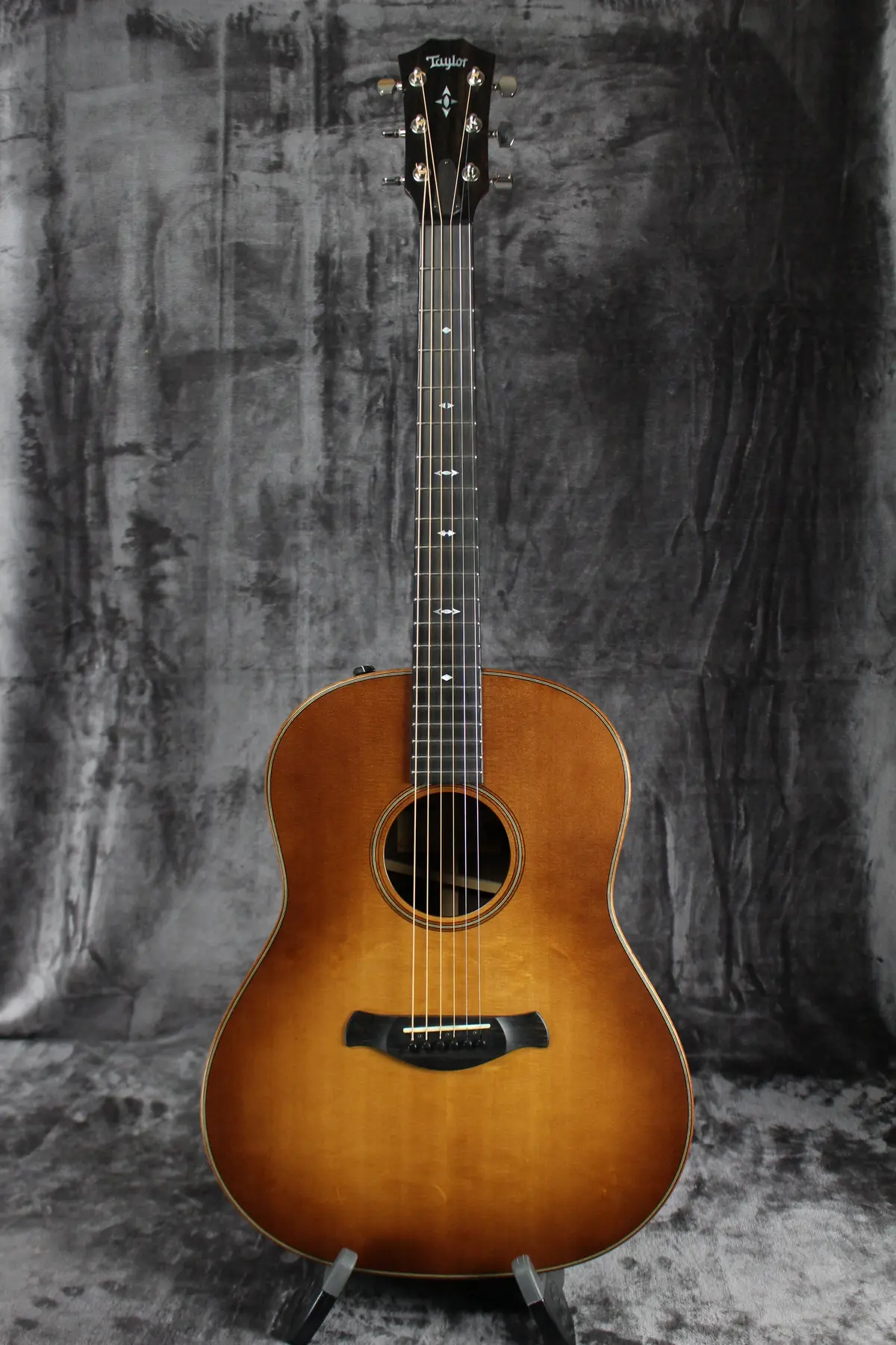 2019 Taylor 717E Builder's Edition Grand Pacific 1