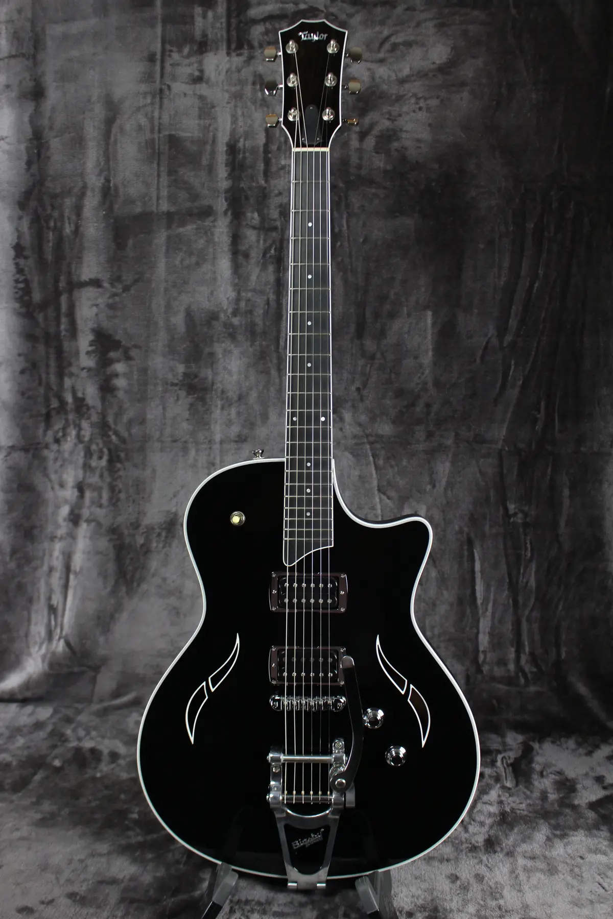 2018 Taylor T3/B Black 1