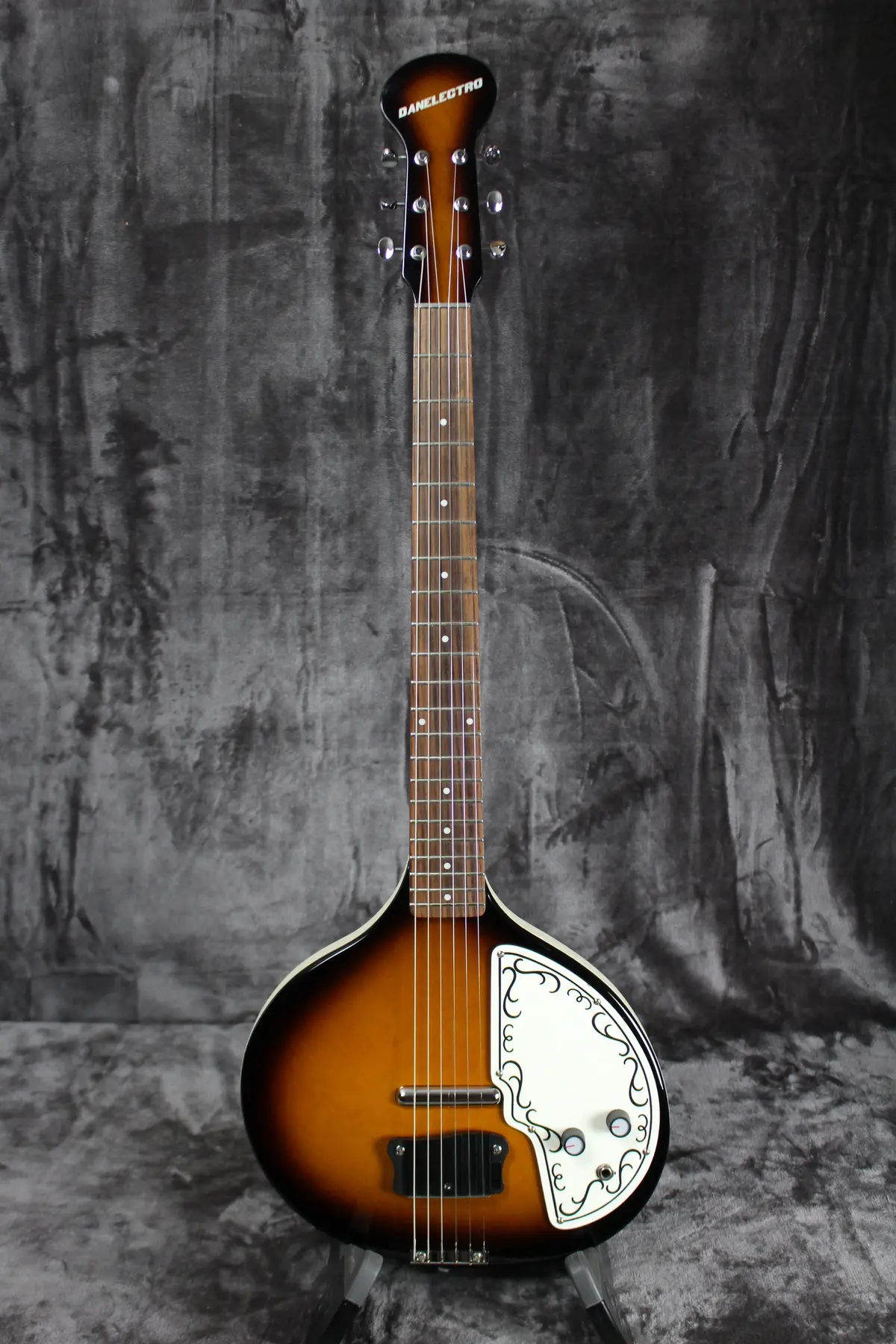Danelectro Baby Electric Sitar 1