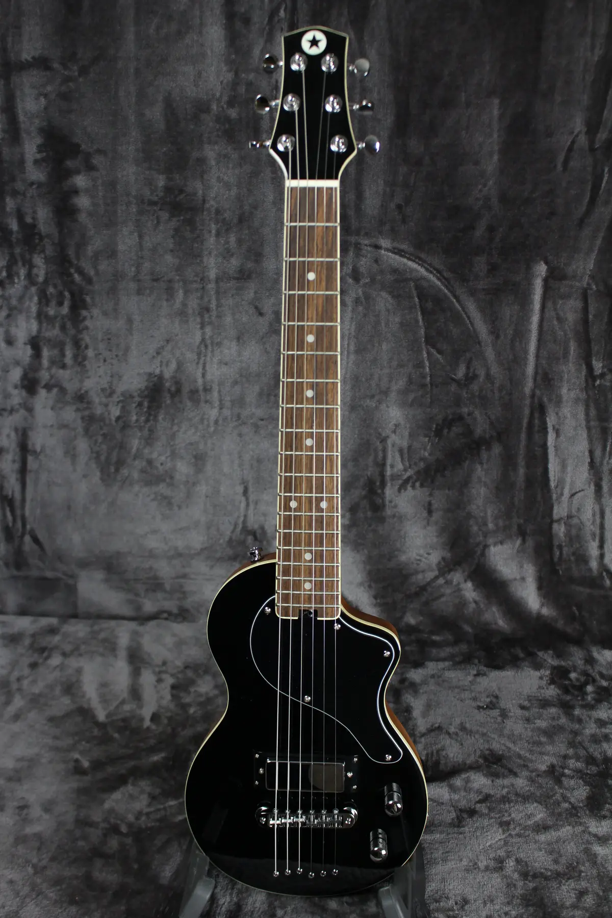 Blackstar Carry On Guitar 1