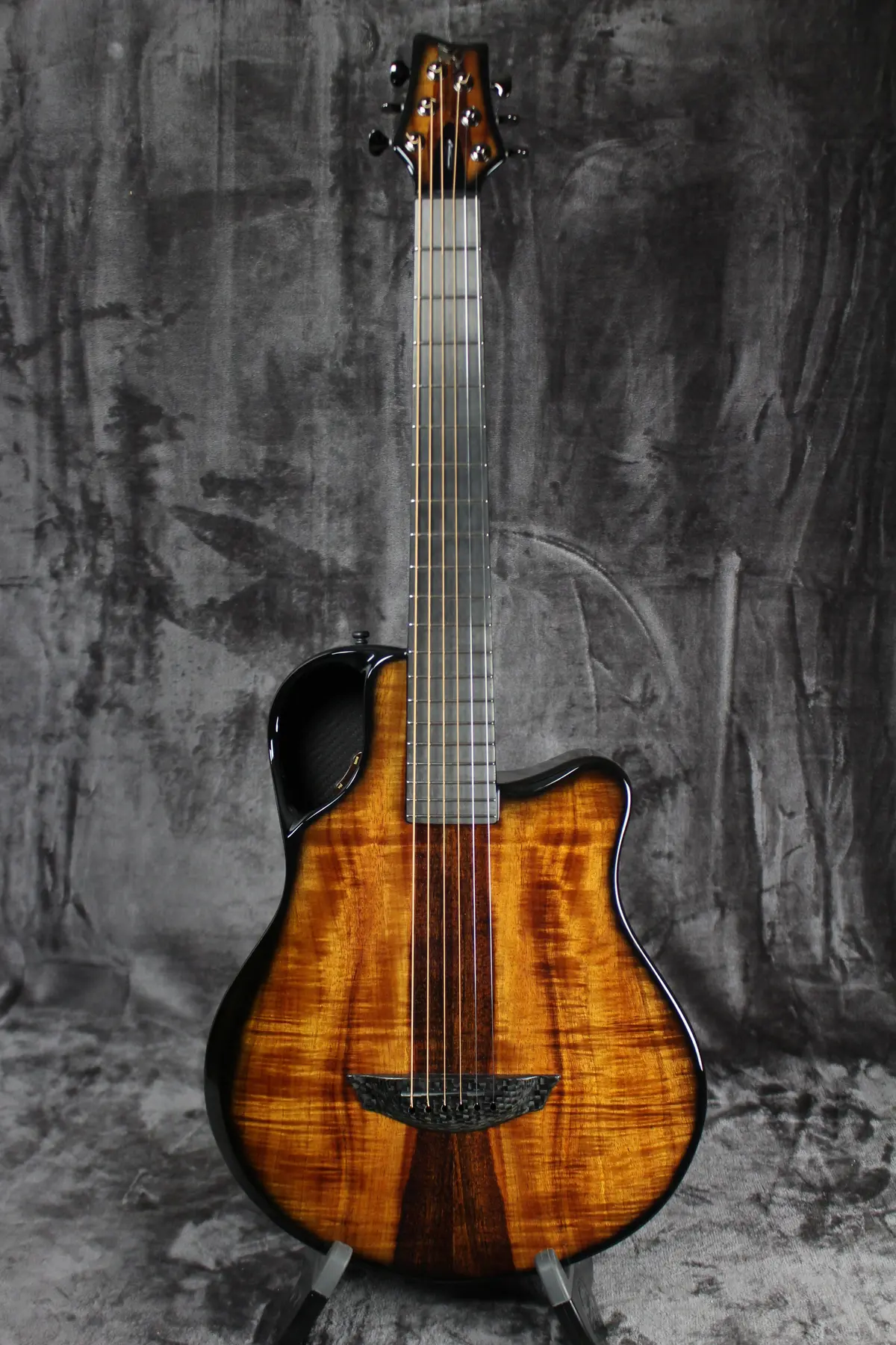 Emerald Guitars X-7 Acoustic 1