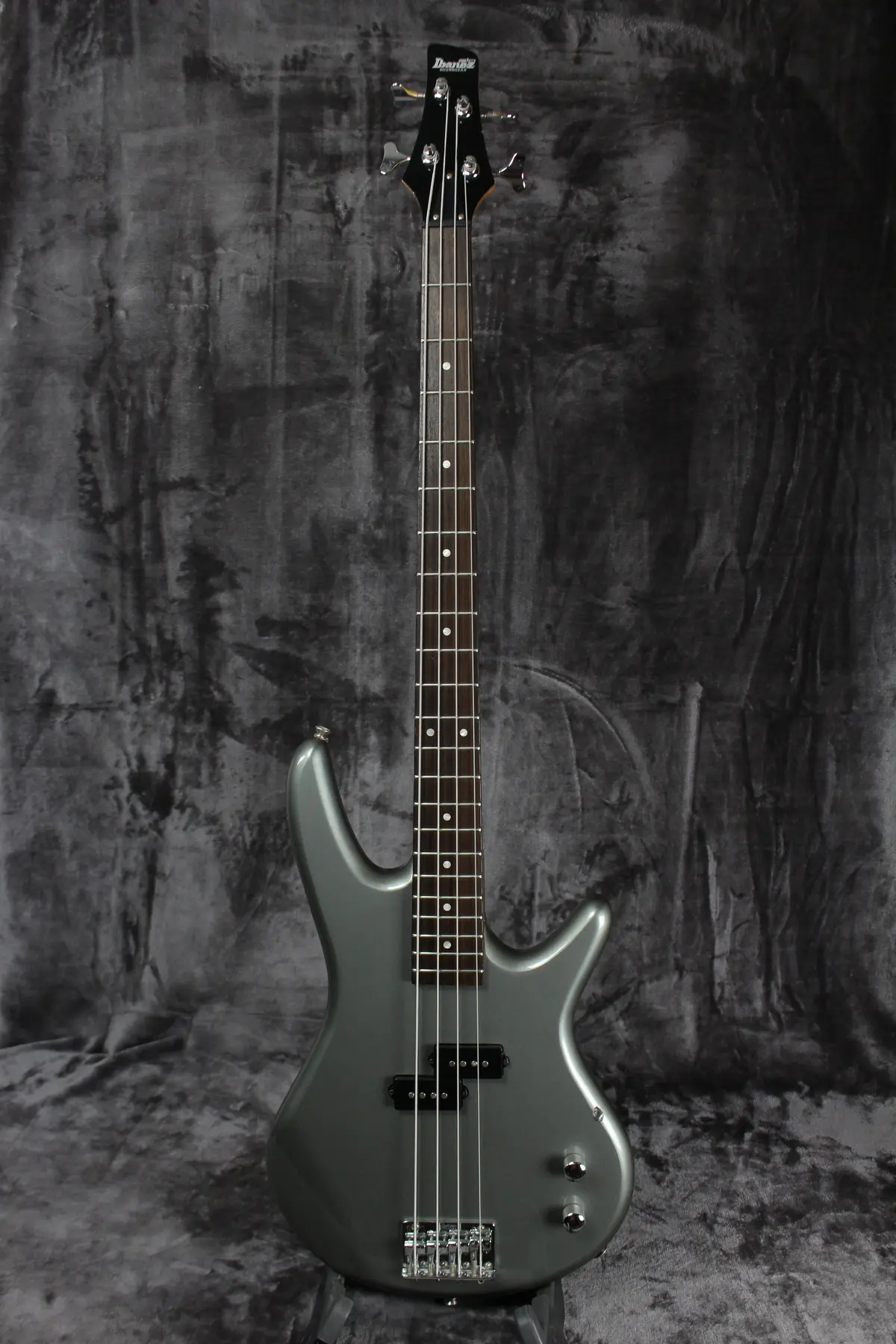 Ibanez Gio Soundgear Bass 1