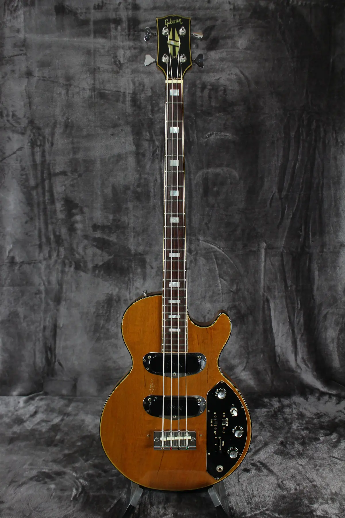 1971 Gibson Les Paul Triumph Bass 1