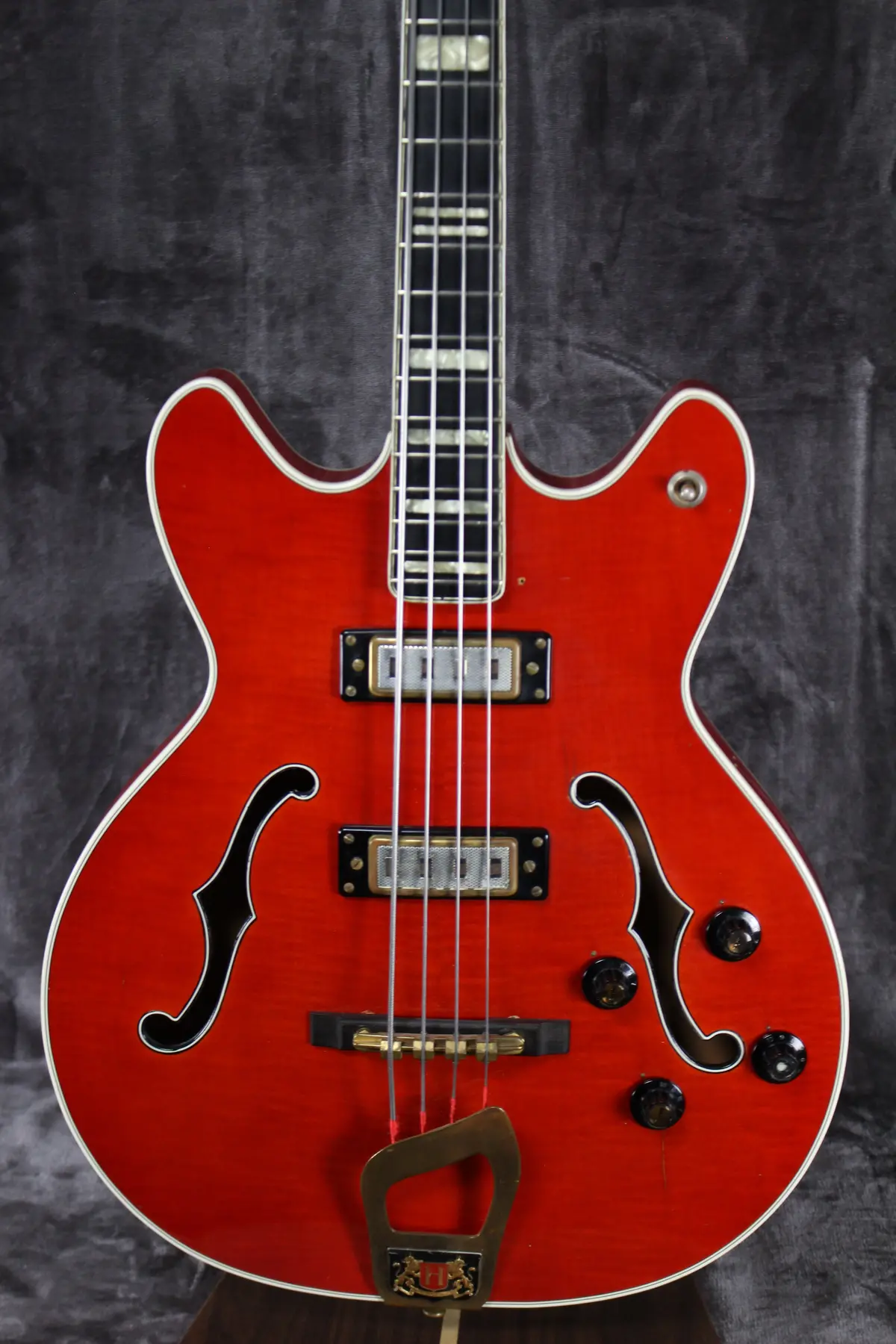 1971 Hagstrom Concord C-2 Bass 2