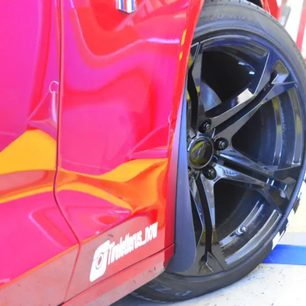 2016-2014 Camaro Deluxe Rock Guards 1