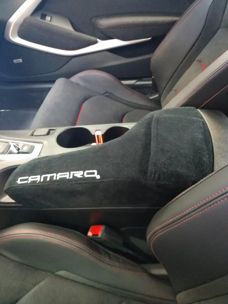 6Th Generation Camaro Console Cover (2016-2024) 1