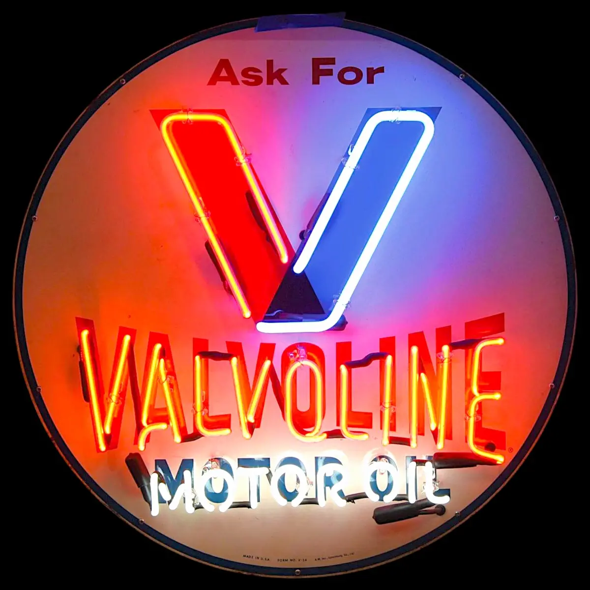 Valvoline Motor Oil Neon Porcelain Advertising Sign With Can 1