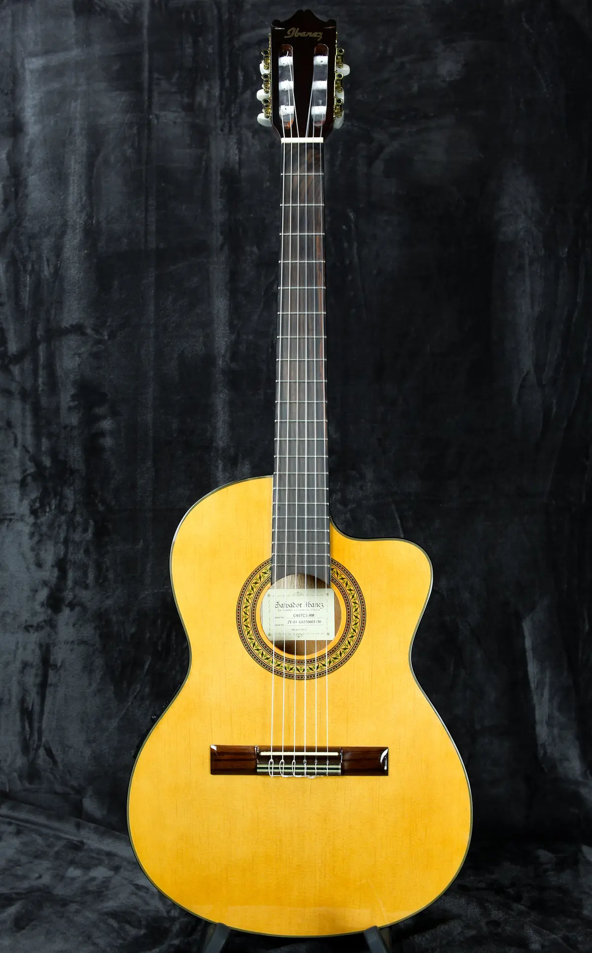 2015 Ibanez Ga5tce-Na Natural Classical Cutaway 1