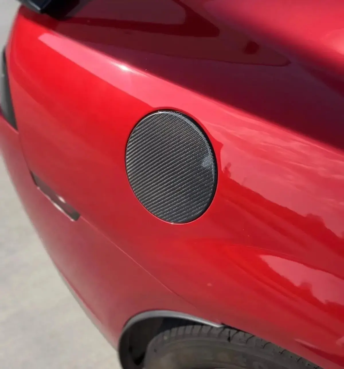 Exterior Carbon Fiber Gas Cap Cover For 2010-2015 Chevy Camaro 1