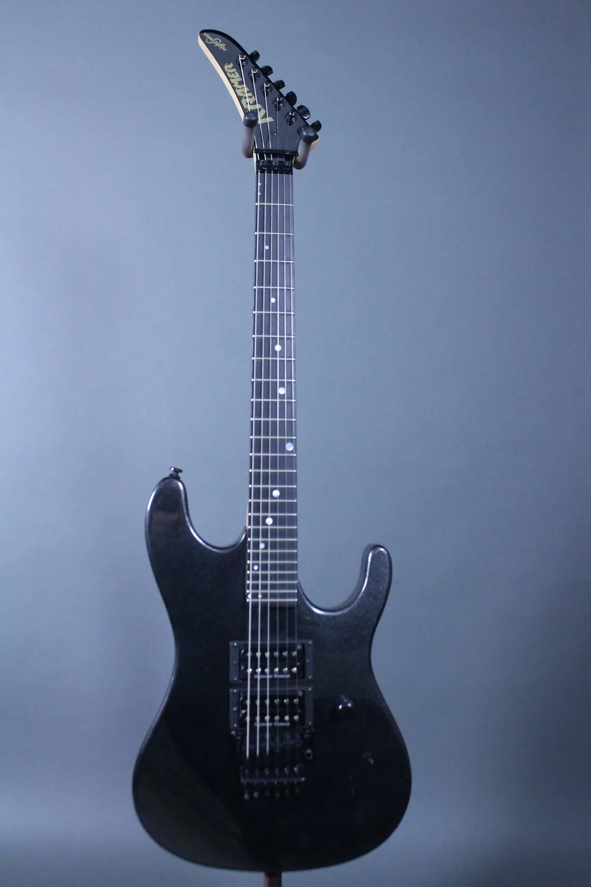Kramer Nightswan Jet Black Metallic 1
