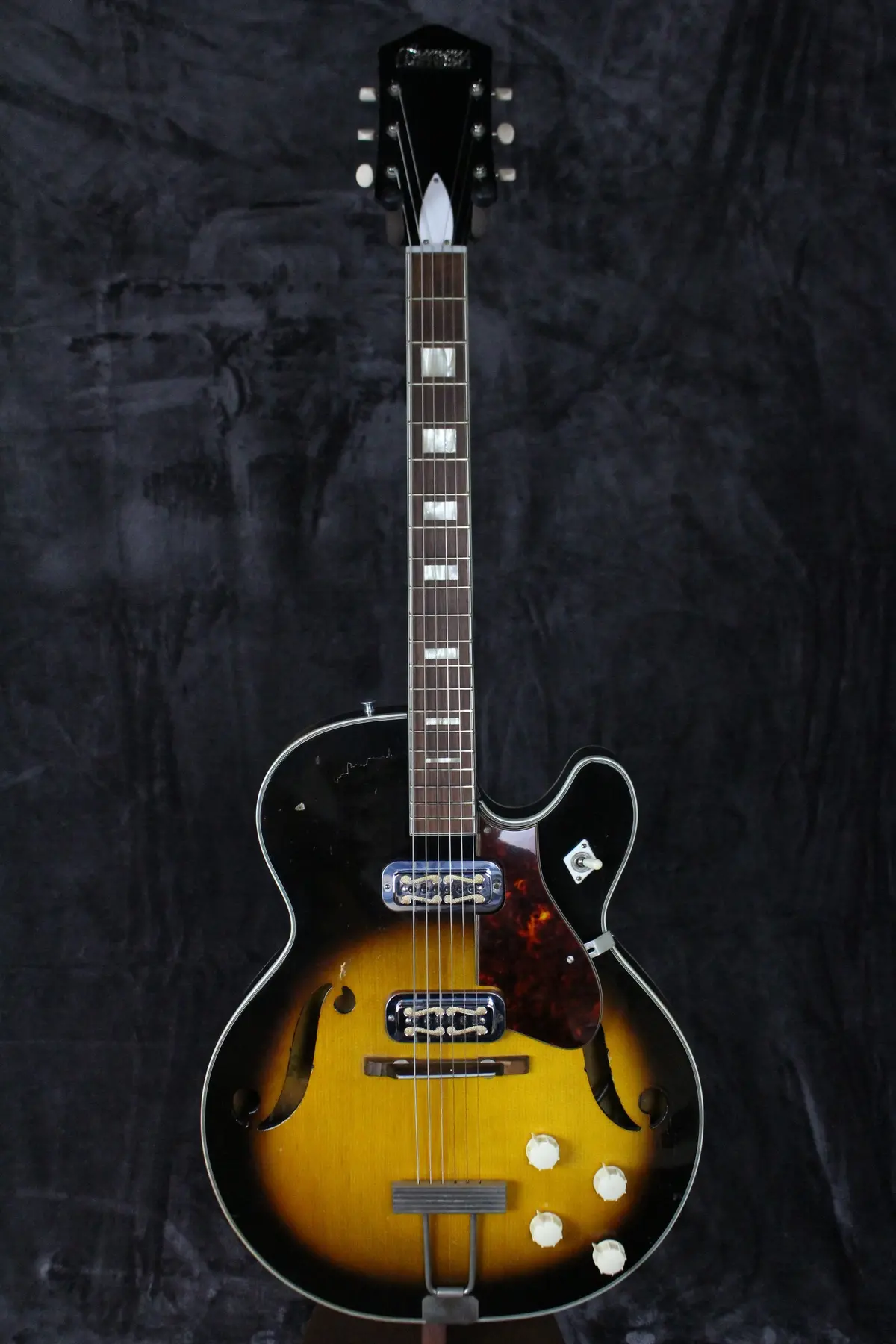 1965 Harmony Meteor Sunburst 1
