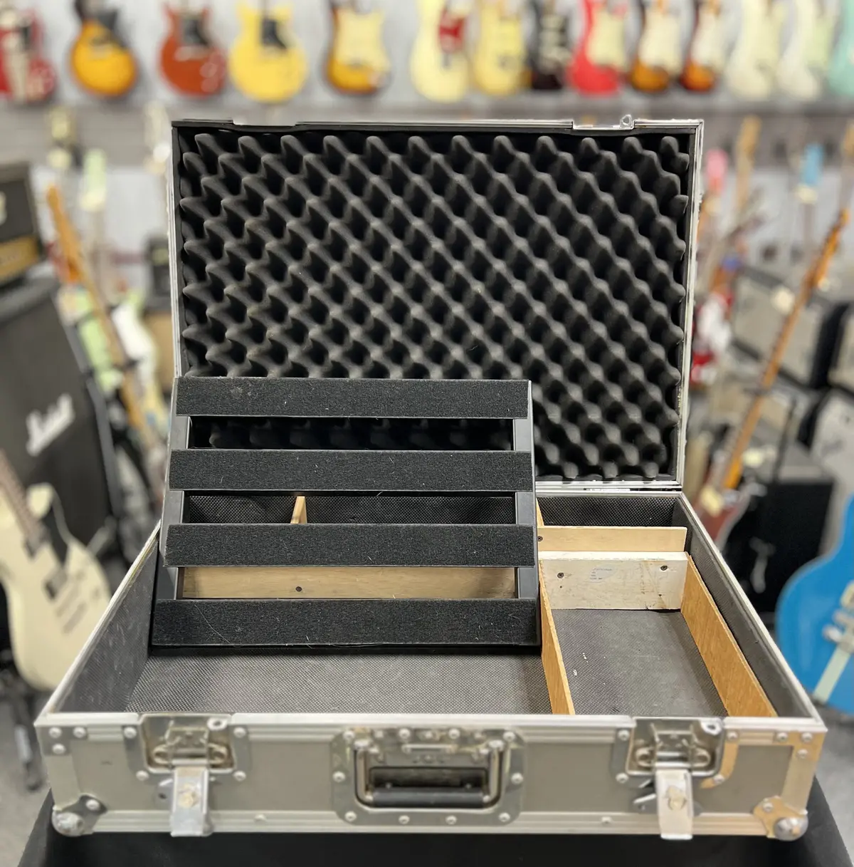 Pedaltrain Pedal Board 12.5" X 17" W/Road Case 1