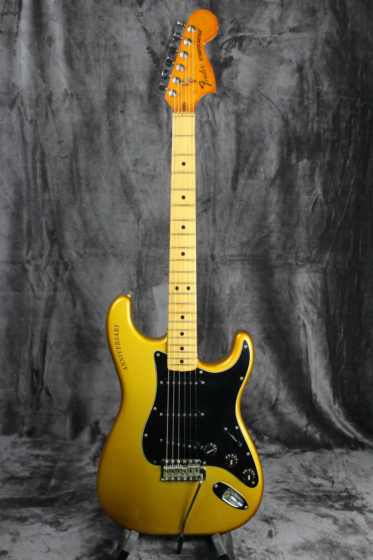 1979 Fender 25Th Anniversary Stratocaster 1