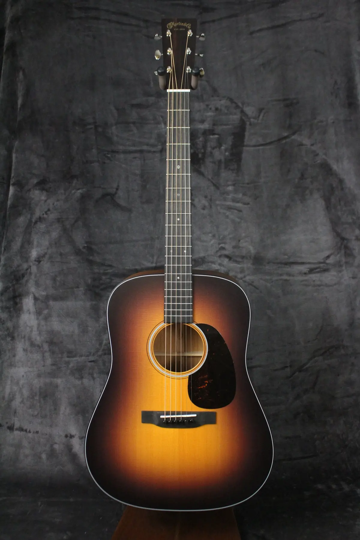 2025 Martin & Co. D-18 Satin 1935 Sunburst *Free Shipping In The Us* 1