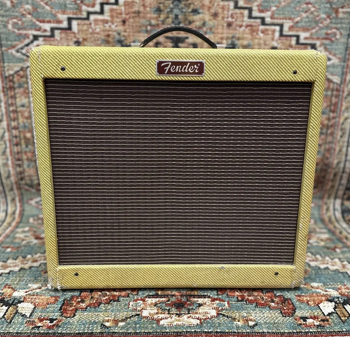 Fender Blues Junior Tweed / Presence Knob Mod 1