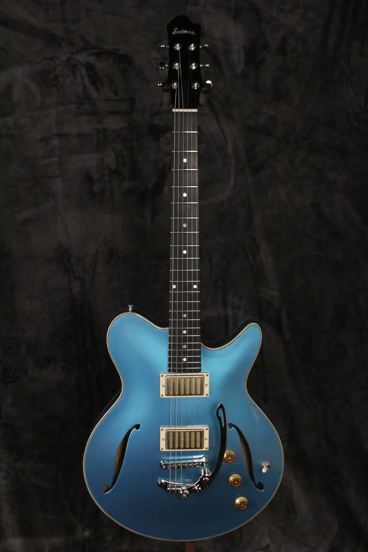 Eastman Romeo La Celestine Blue 1