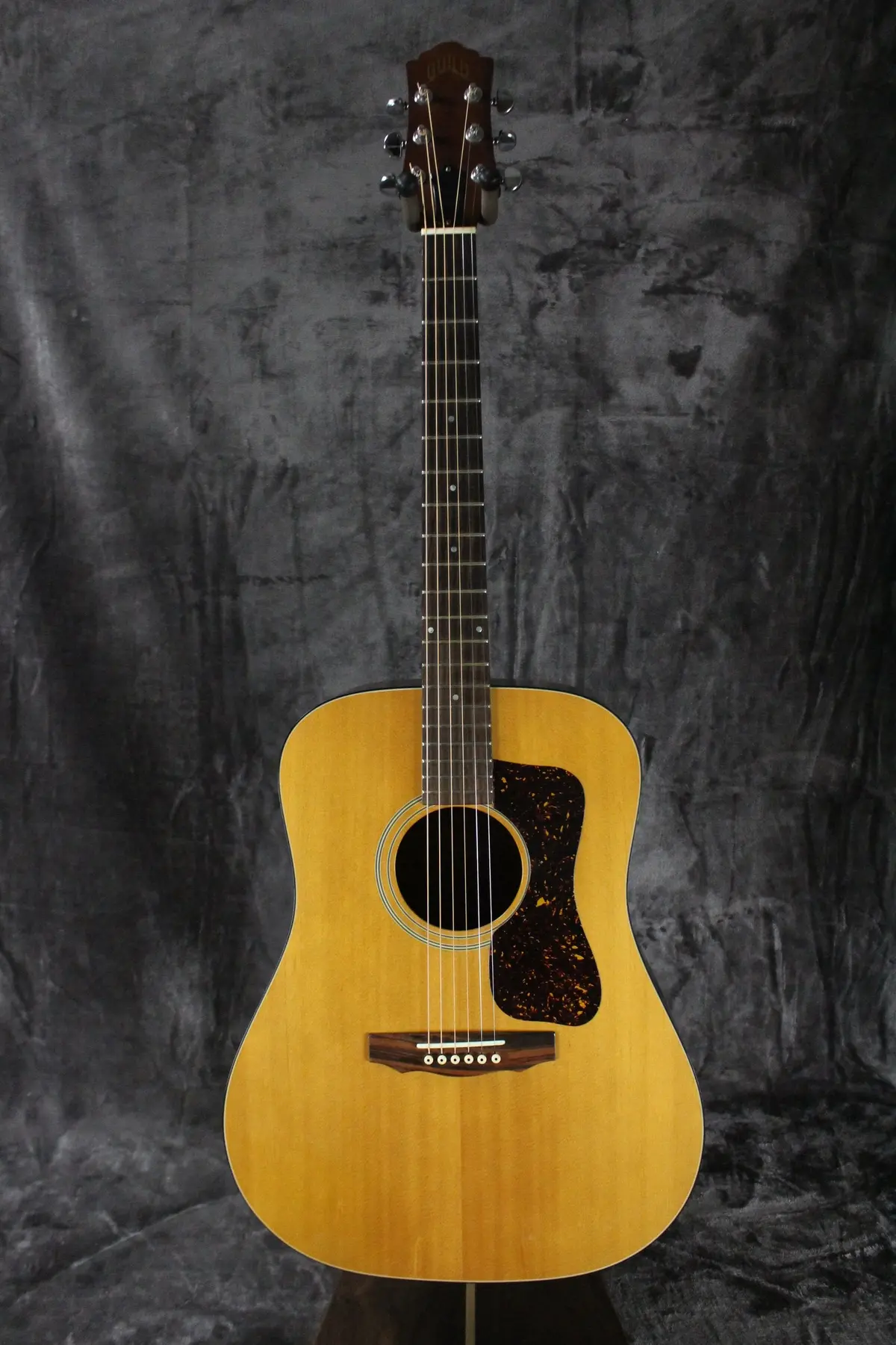 1993 Guild D4 Nt 1