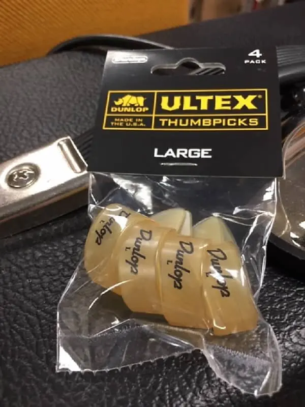 Dunlop 9073P Large Ultex Thumbpicks- Pack Of 4 Picks 1