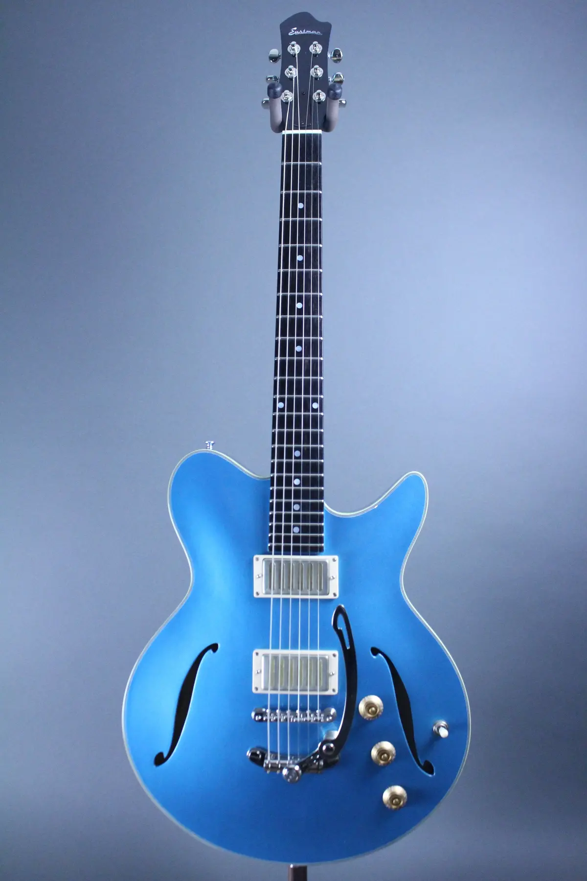 2024 Eastman Romeo La Celestine Blue 1