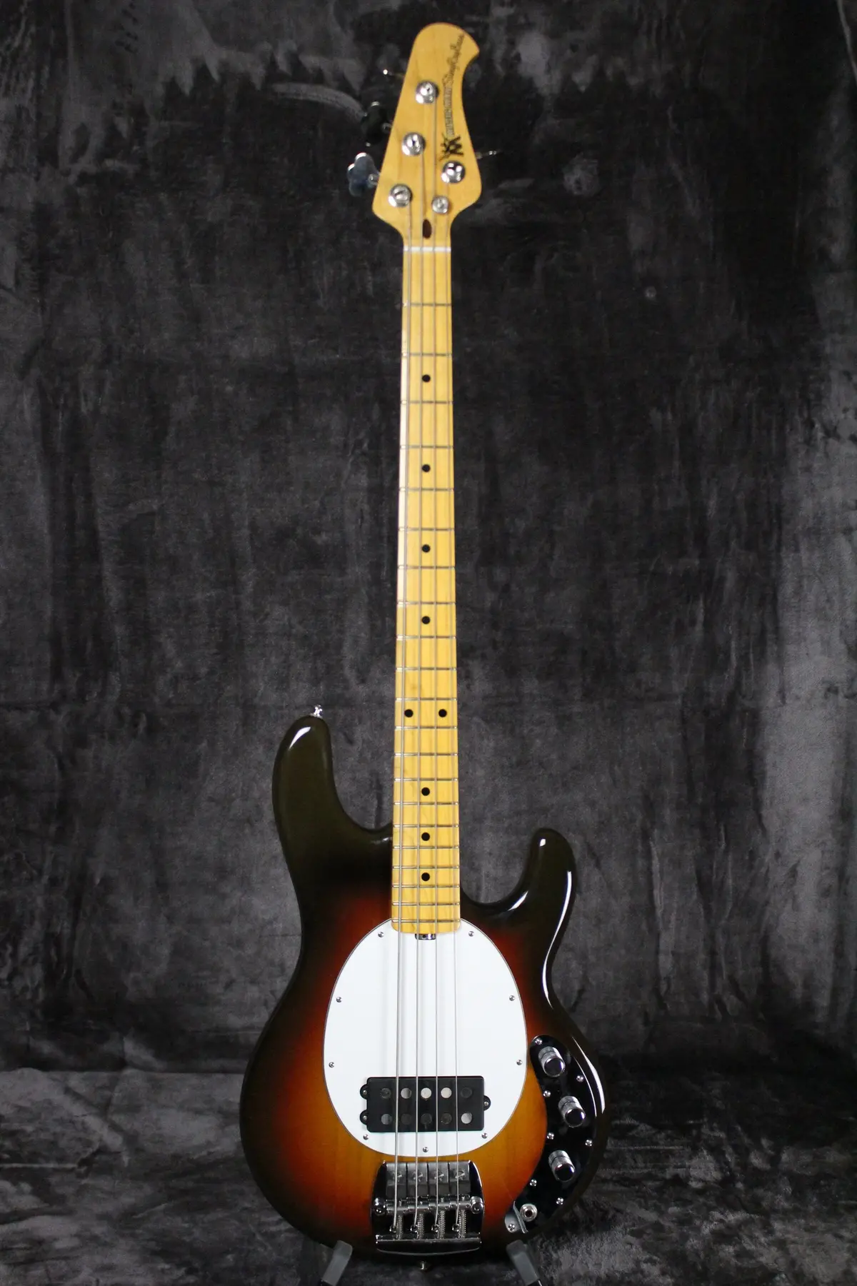Ernie Ball Music Man Stingray 40Th Anniversary Old Smoothie 1