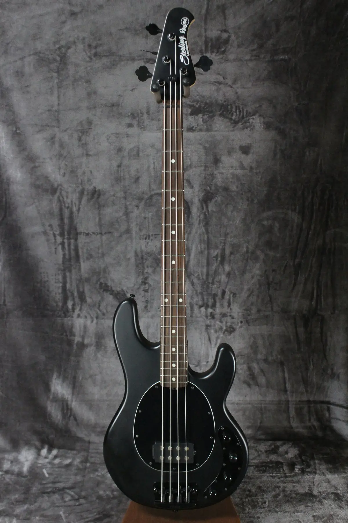 Sterling By Music Man Ray34 1
