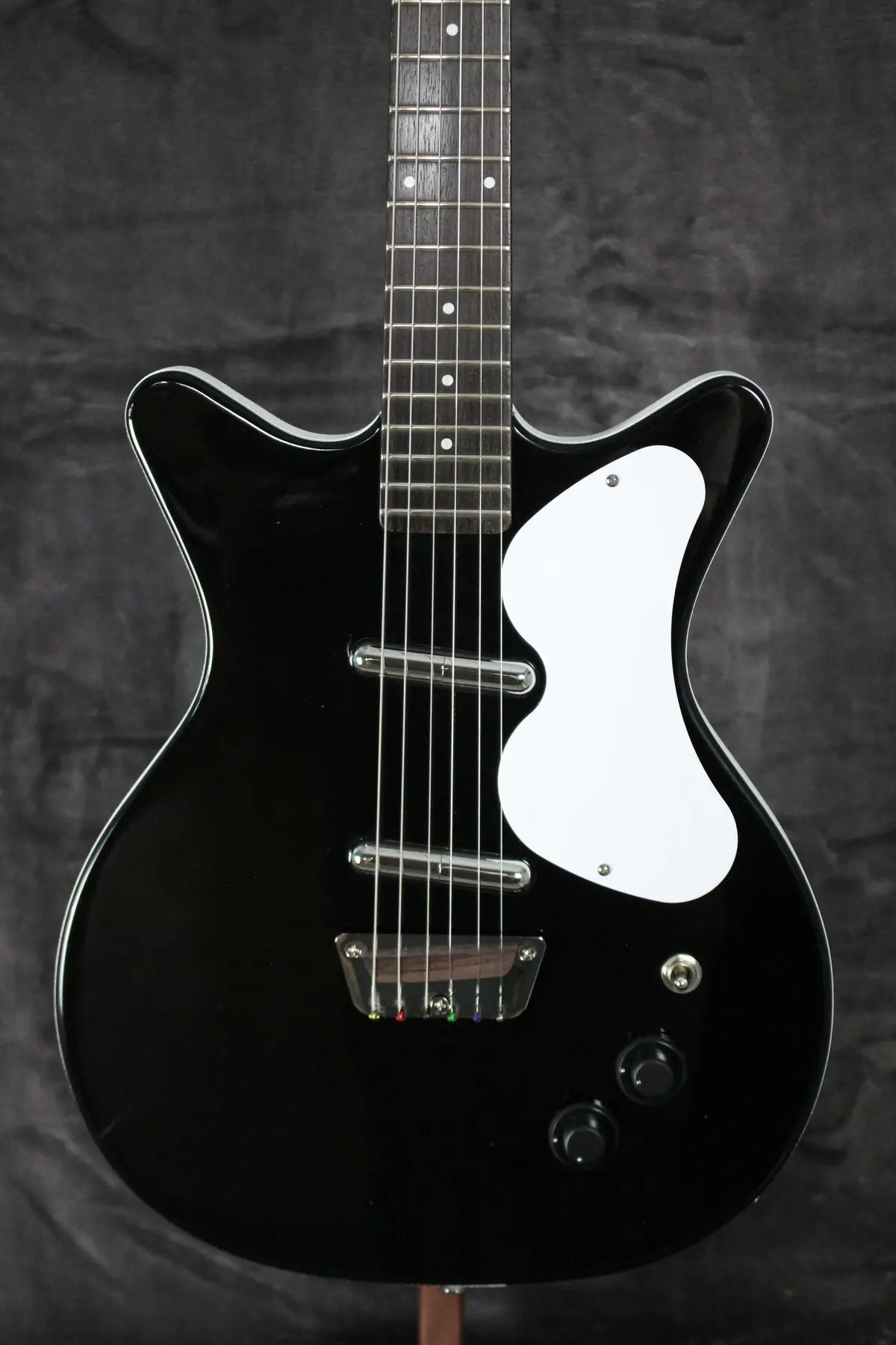Danelectro Pb Peanut Special Black *Free Shipping In The Usa* 1