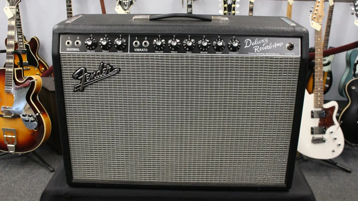 Fender 65' Deluxe Reverb Reissue Combo 1