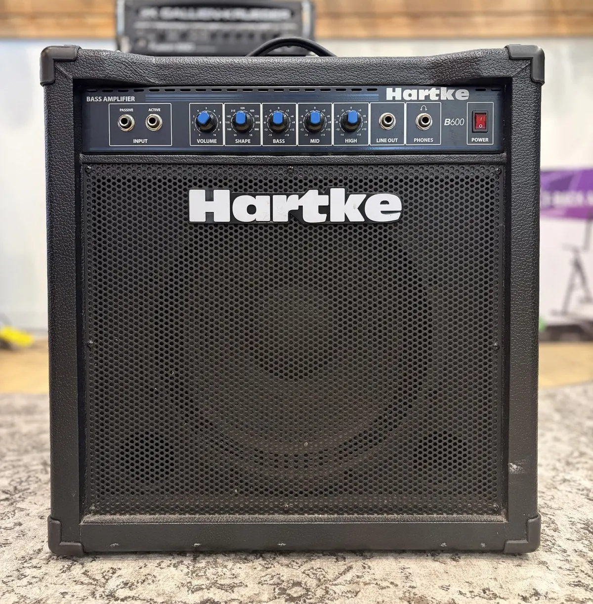 Hartke B600 Kickback Bass Combo Amp 1