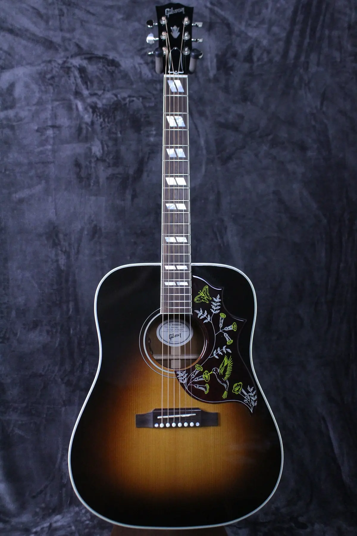 2021 Gibson Hummingbird Sunburst 1