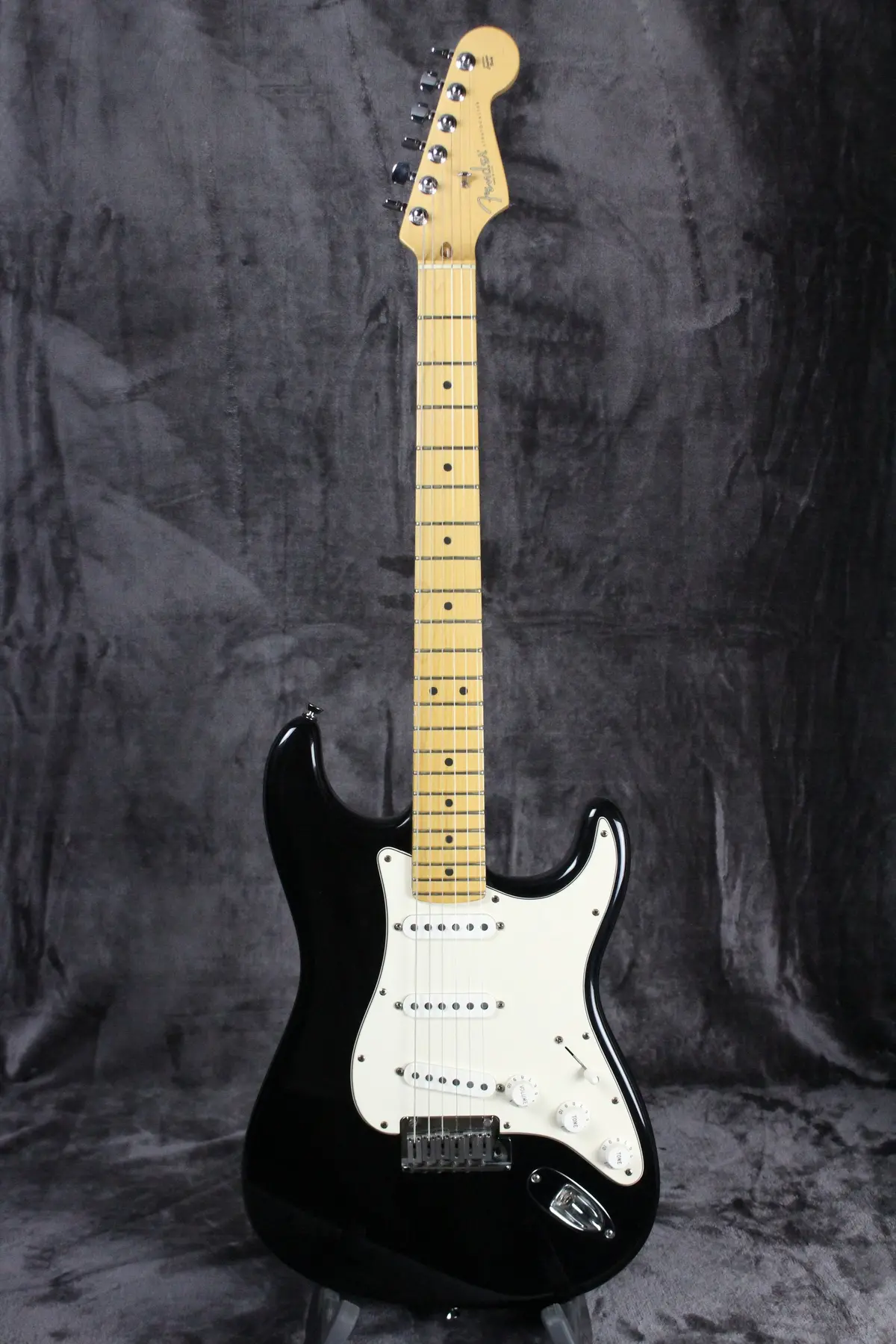 2004 Fender American Standard Stratocaster 50Th Anniversary 1