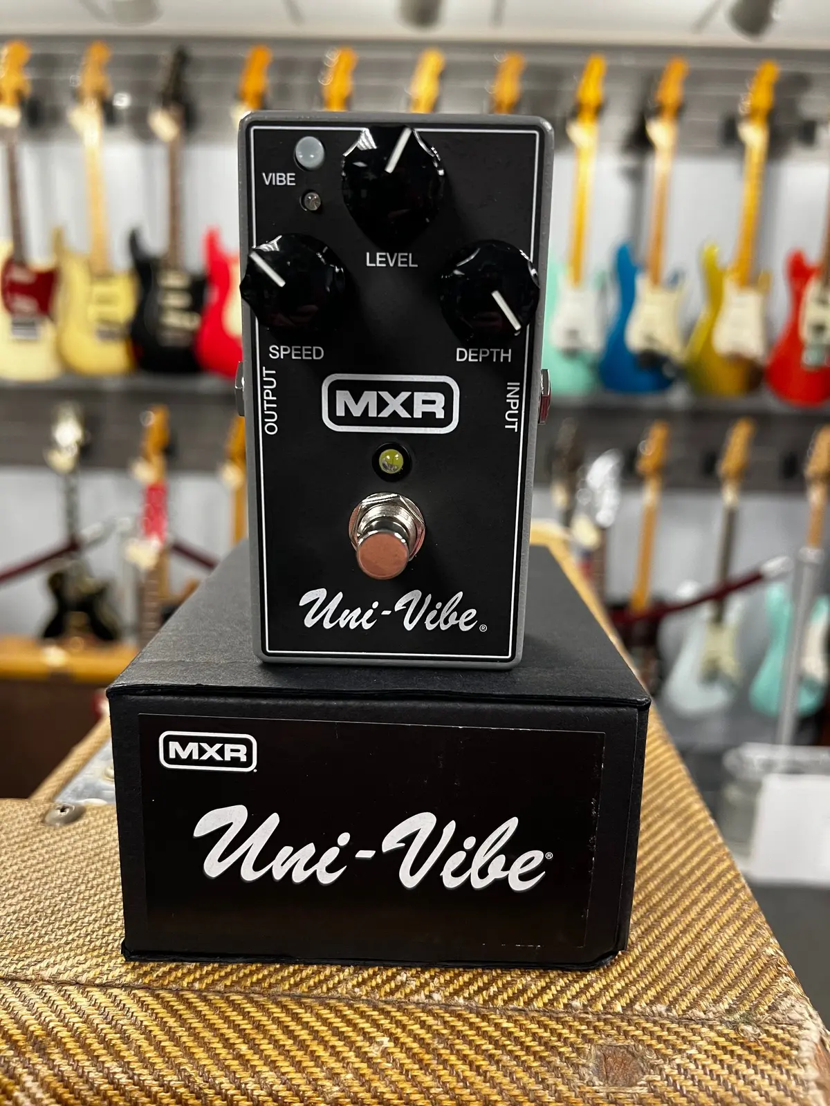 Mxr Uni-Vibe W/ Box 1