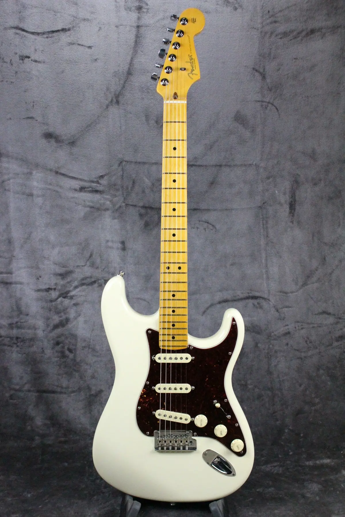 2021 Fender American Professional Ii Stratocaster 1